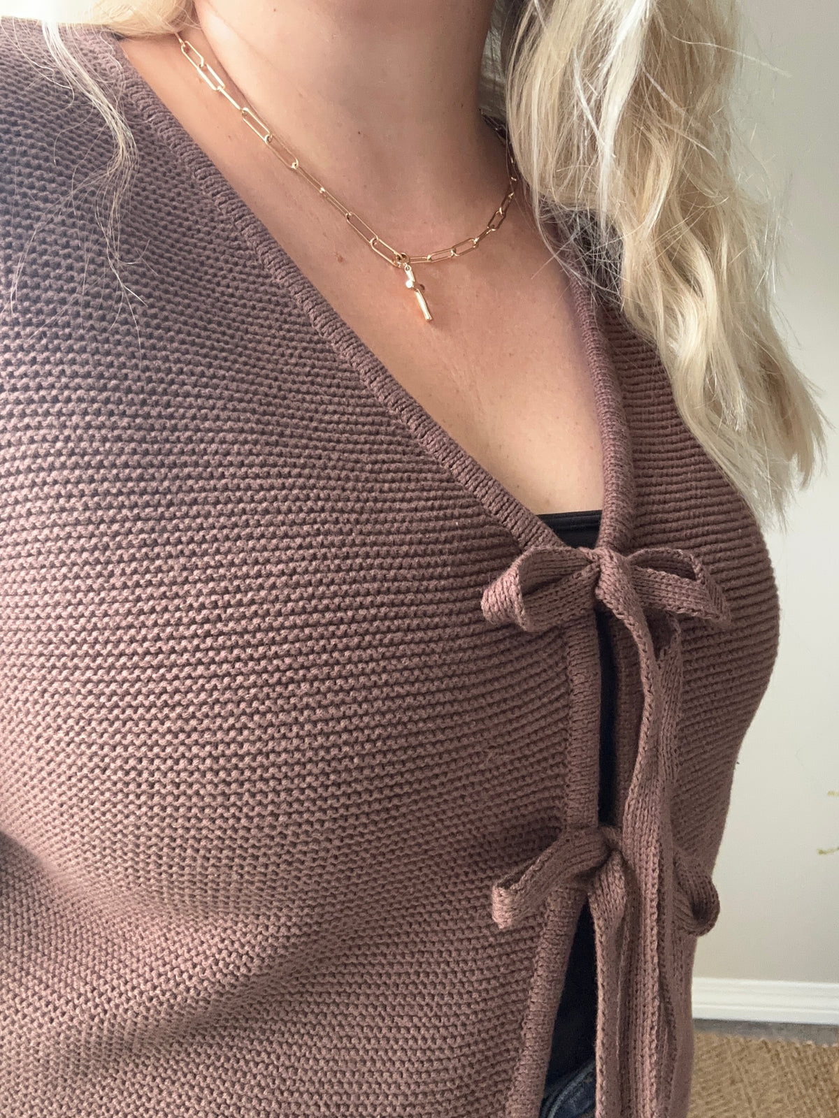 Tie front sweater vest | Brown