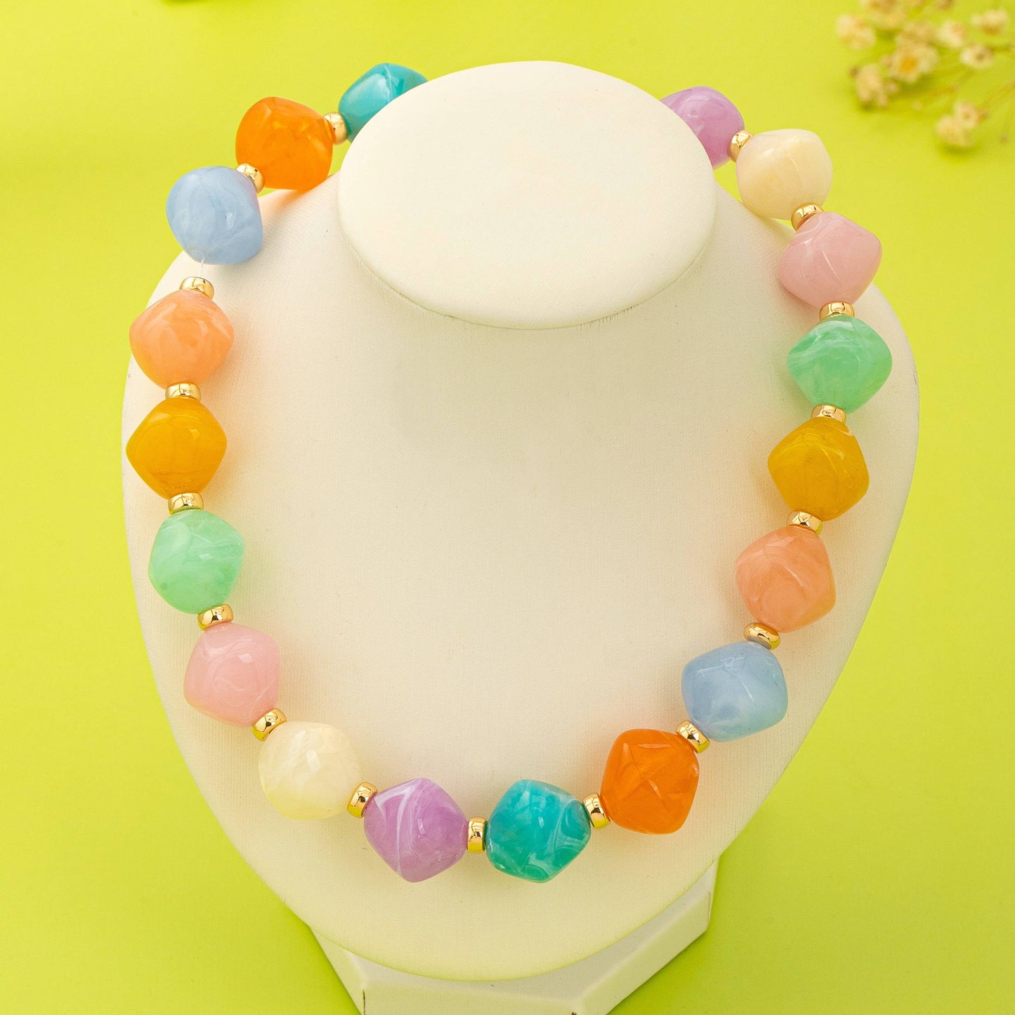 Multicolor Oversized Faceted Pastel Bead Necklace |