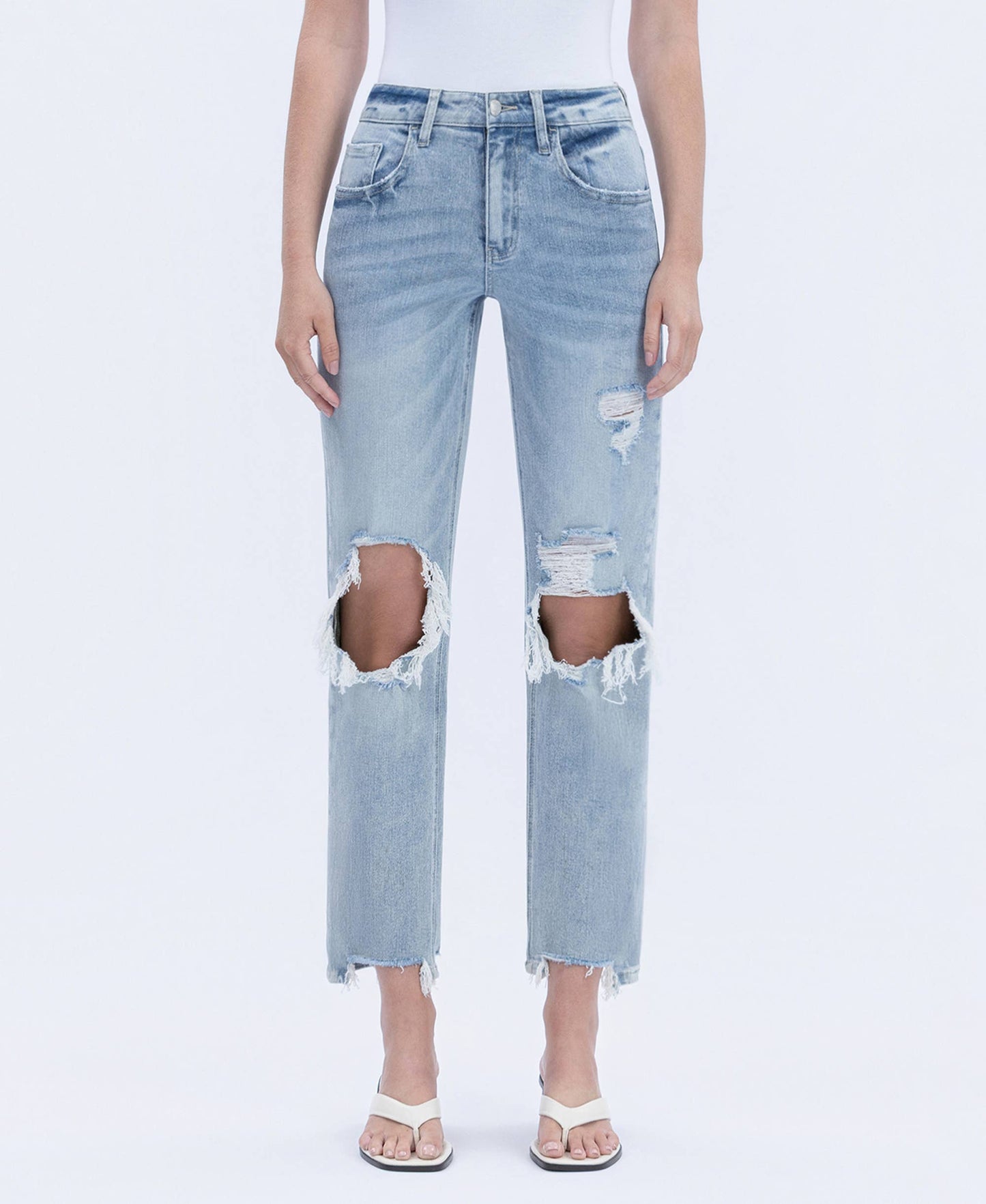 Vervet 90’s Super High Rise Distressed Dad Jeans – Light Wash