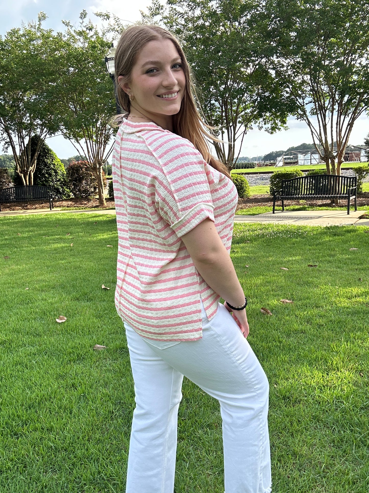 STRIPED SHORT SLEEVE HI-LOW TEE - PINK