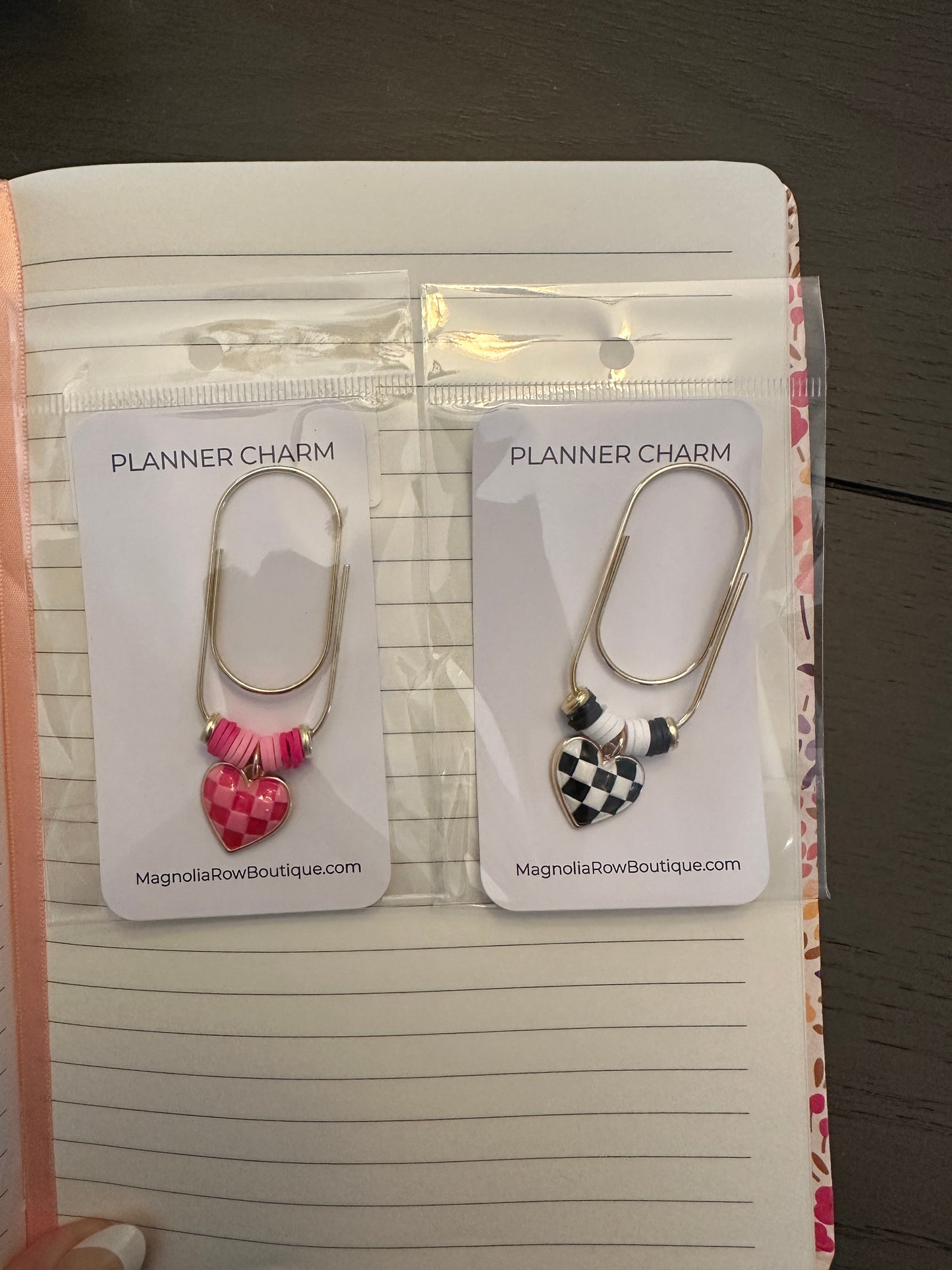 Sweetheart Bookmark Clip | Black Checkered